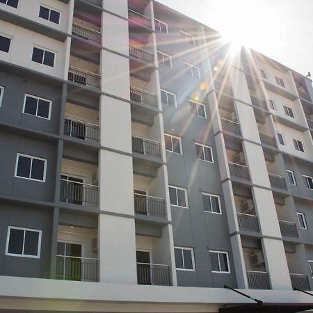 Lampang Residence Exterior foto